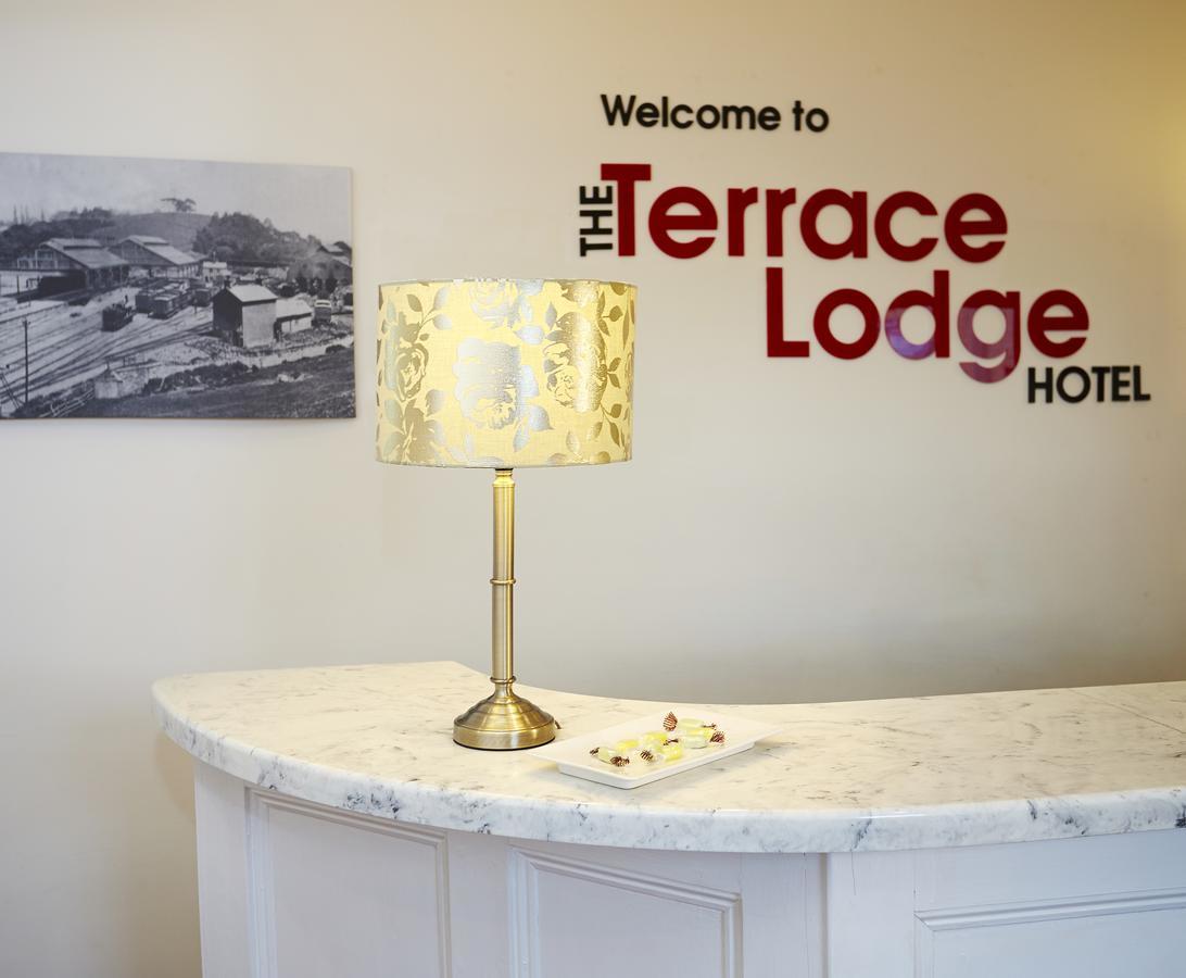 The Terrace Lodge Hotel ヨービル エクステリア 写真